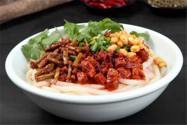 1982新疆米粉加盟店