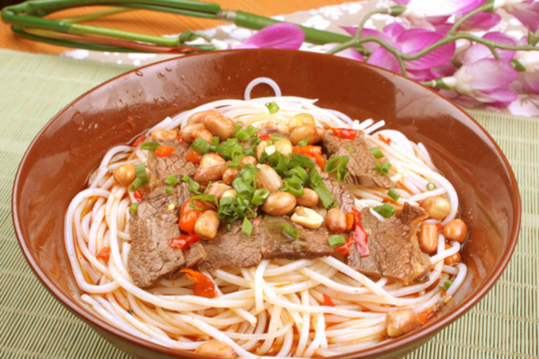 锦李家长沙米粉加盟店