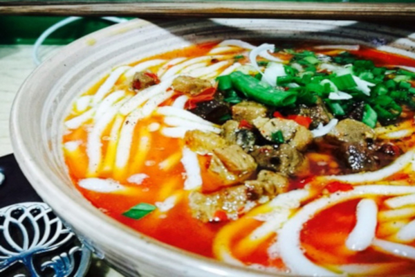 阿米姑娘米线店加盟费