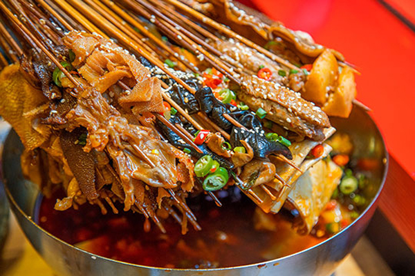 尚尚签冷锅串串加盟费