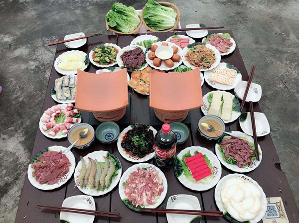 越南瓦片烧烤加盟店