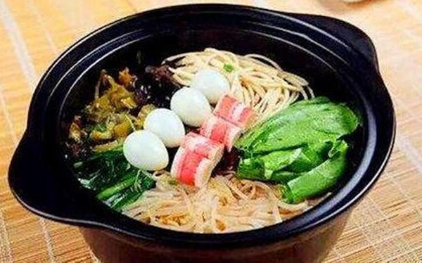 鑫生米线加盟店