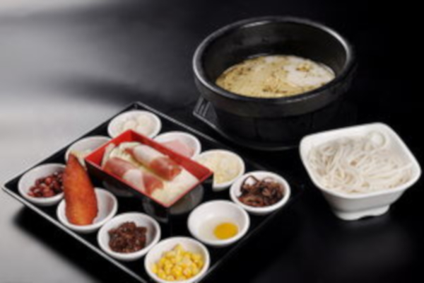 馨香缘过桥米线加盟店