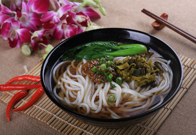 星期八过桥米线加盟费