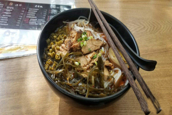 飞山蛮米粉铺子加盟费