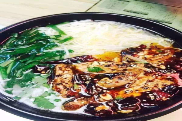 广南酸汤米线加盟费