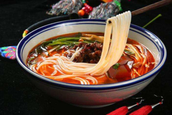 颠阿哥米线加盟费