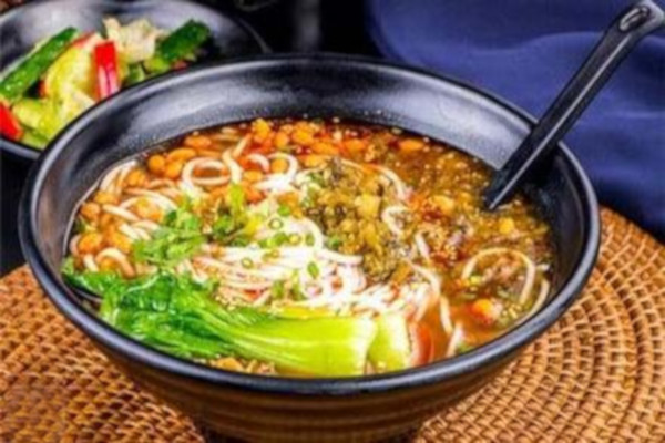 颠阿哥米线加盟费