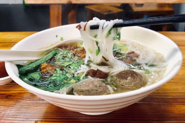 忠记白塔牛肉粿条汤加盟店