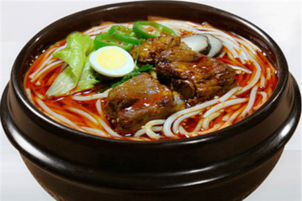 麦香福云南过桥米线加盟店