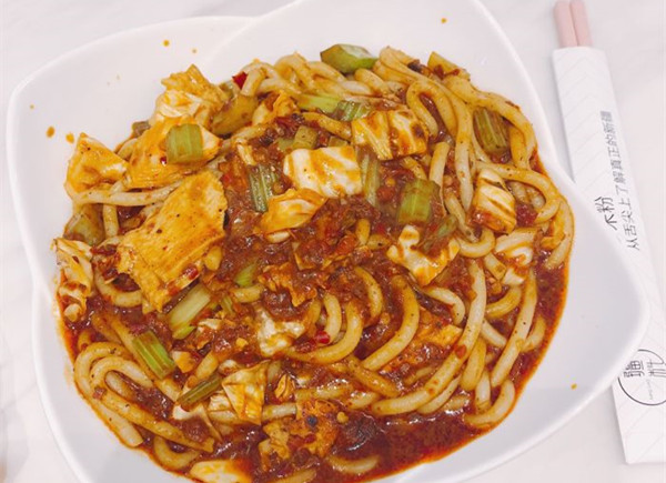 疆尕尕·新疆炒米粉加盟店