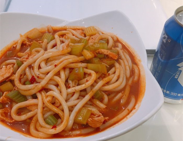 疆尕尕·新疆炒米粉加盟店