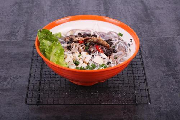 阿番哥鲜鱼米粉加盟费