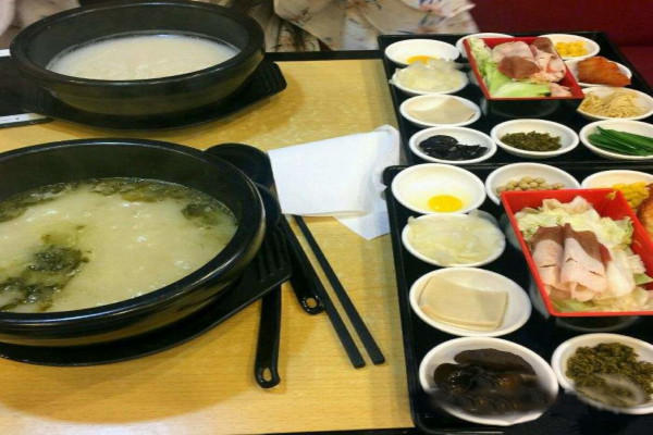 飘香盛世小阿妹米线加盟费