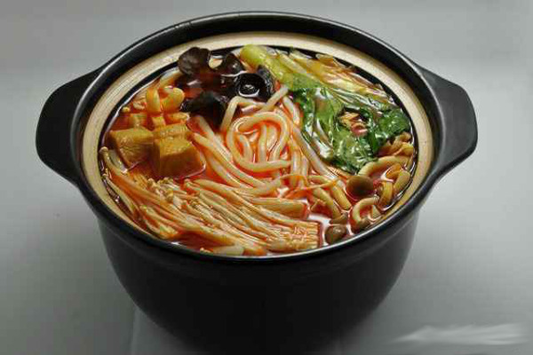 香格里云南过桥米线加盟费