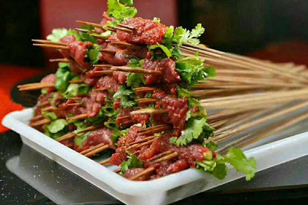 夜卡串串香加盟费