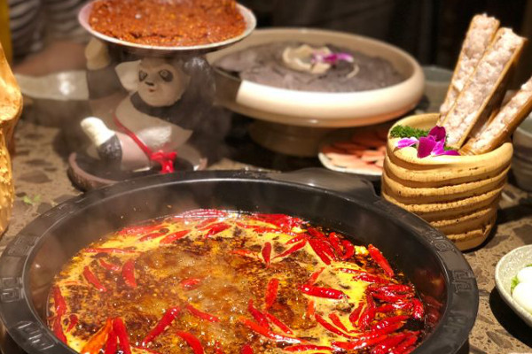 宽窄门老火锅加盟费