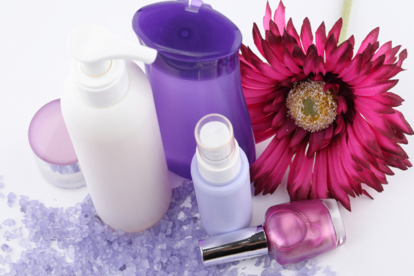 德媄娜化妆品加盟费