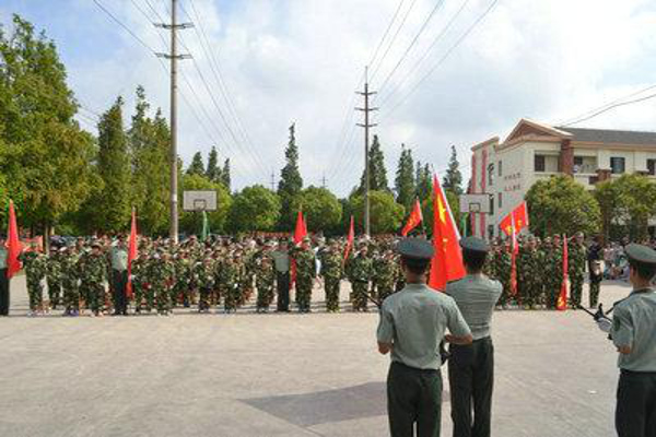 中国青少年军事将帅特训营加盟费