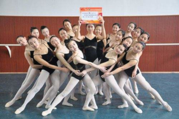 弘大教育加盟费