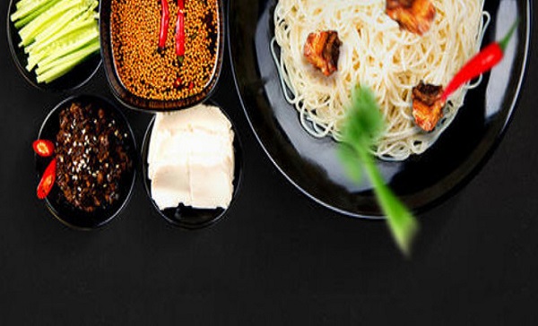 珀玉莲花白米线店加盟费