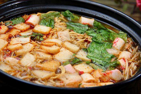 王涛黄焖鸡过桥米线加盟店