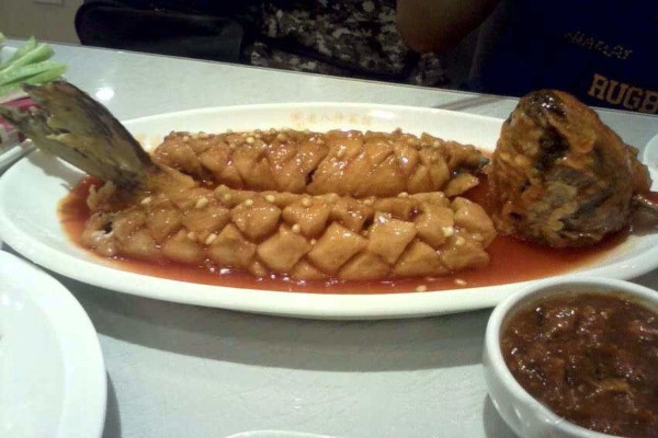 鲍家老八件菜馆加盟费