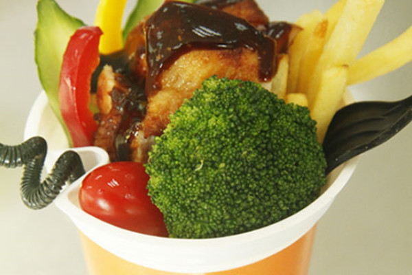 杯杯鸡鸡排杯加盟店