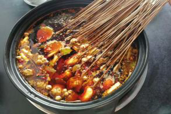 炼钢工人小郡肝串串香加盟费