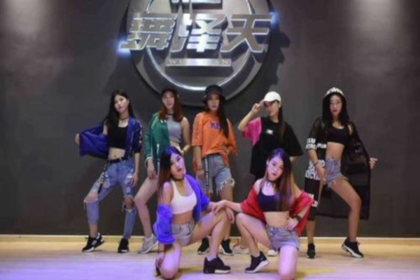 舞泽天舞蹈加盟费