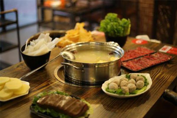 愚牛记潮汕牛肉火锅加盟