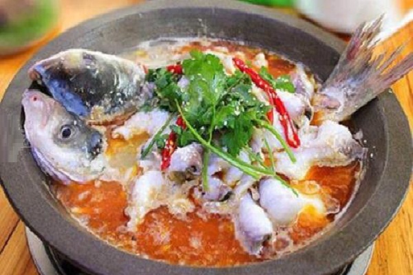 乐潮儿酸菜鱼捞饭加盟费