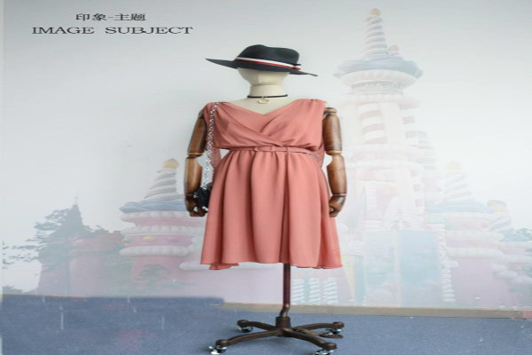 印象主题女装加盟费