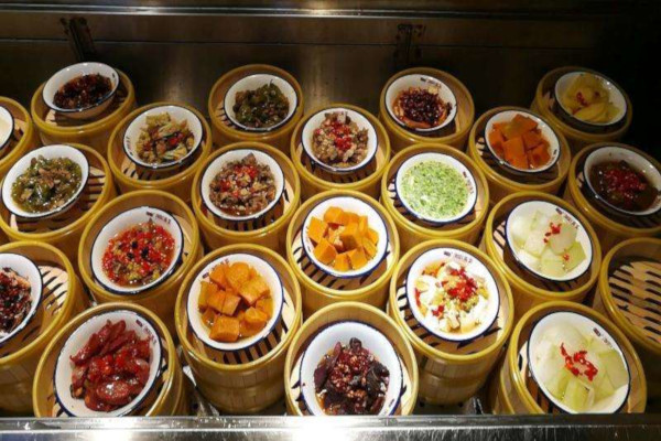 名家蒸翻天加盟费