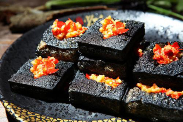 黑白府臭豆腐加盟费