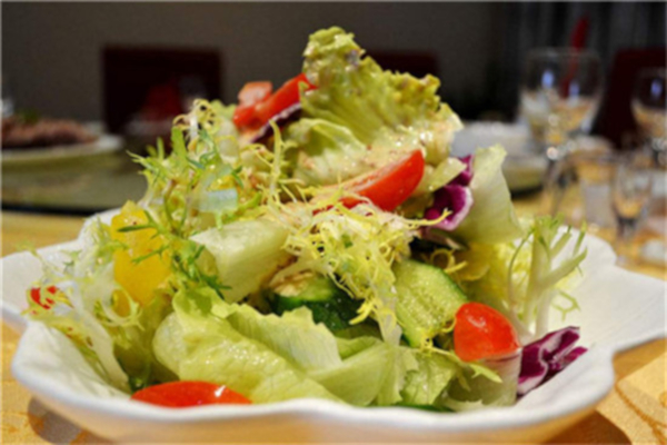 纤裸色轻食加盟店