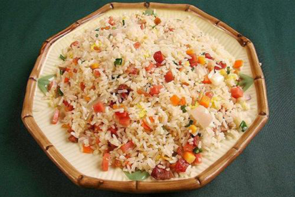 粒粒香抓饭加盟费