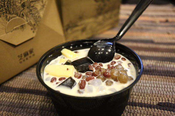 芝麻家仙草配炸鸡加盟店