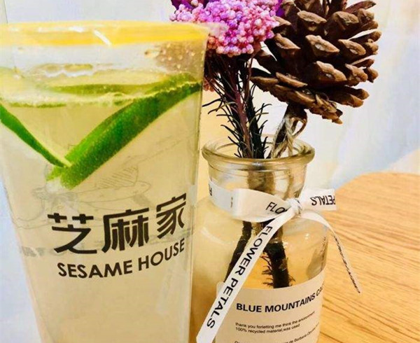 芝麻家仙草配炸鸡加盟店