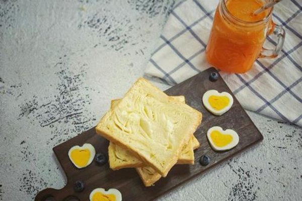 六点左右吐司加盟费