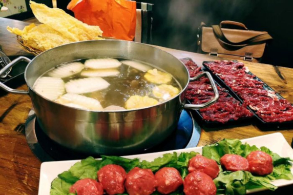 潮香牛宴潮汕鲜牛肉火锅加盟店