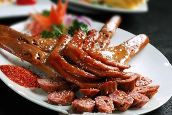 丑小鸭时尚卤味加盟费