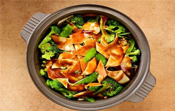 拾煲街烩烧饭加盟店