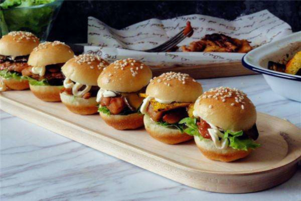 蜜雪儿汉堡加盟费