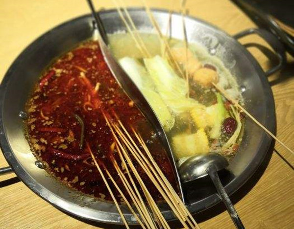 杨小牛串串火锅加盟店