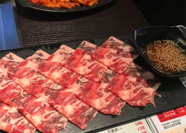 东北人烤肉之火石肉堂