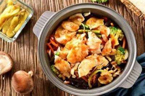 拾煲街烩烧饭加盟店