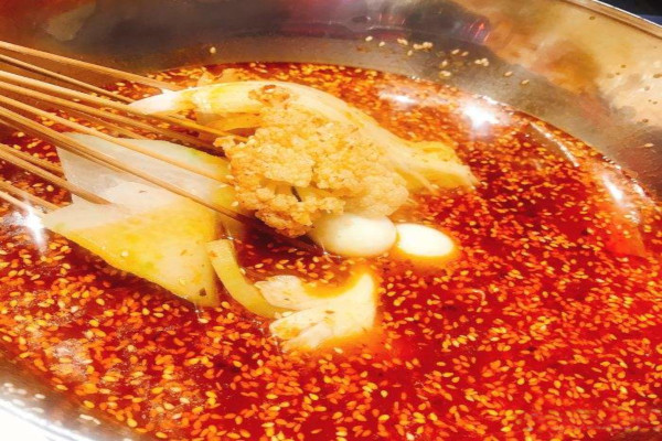 红料理串串有瘾加盟费