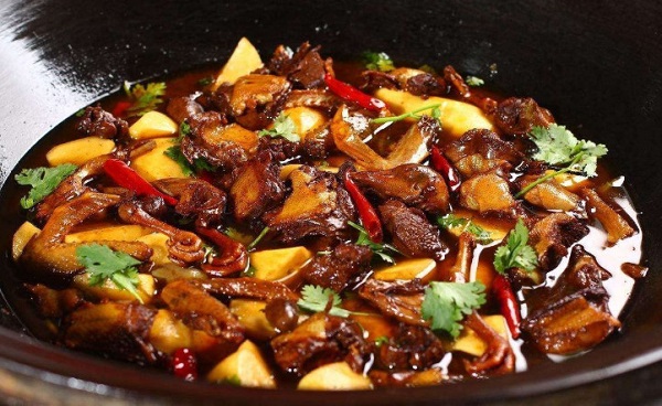 他大舅铁锅炖加盟费