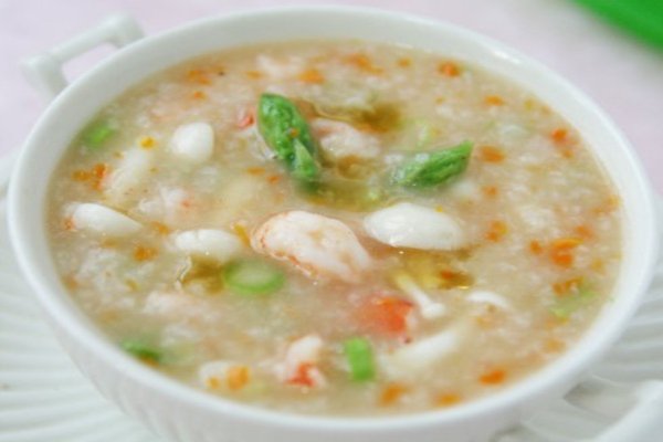 黑家粥道加盟费